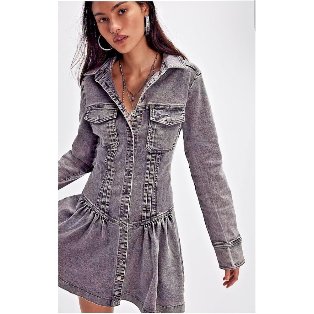 Free People Women Size Medium Roadhouse L/S Mini Dress Denim Washed Black Jean